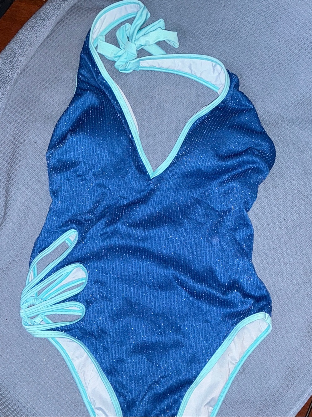 Cupshe Sassy Splash Blue One Piece Swimsuit